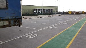External linemarking - bays